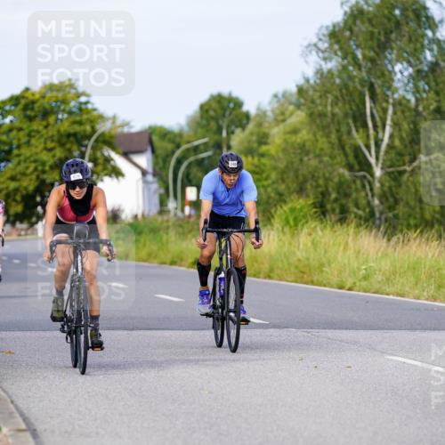 31.08.2025 - Elbe Triathlon Hamburg Michael Burmester http://msf.ph/oto/8677356 31.08.2025 10:28:36 Radfahren 673, 748, 789, 848, 876, 913, 1123 meine-sportfotos.de