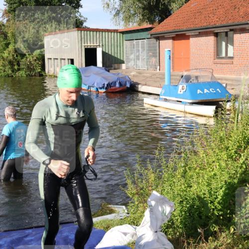 31.08.2025 - Elbe Triathlon Hamburg Luisa Fischer http://msf.ph/oto/8677429 31.08.2025 09:16:42 Schwimmen 606 meine-sportfotos.de