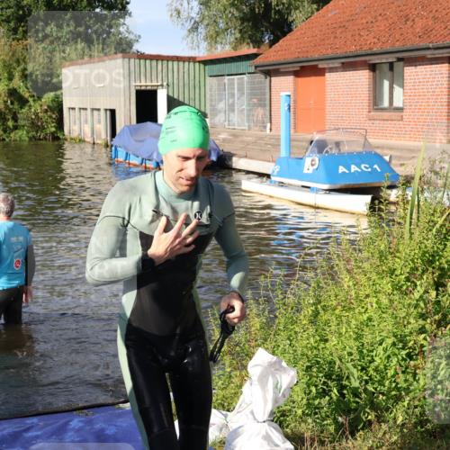 31.08.2025 - Elbe Triathlon Hamburg Luisa Fischer http://msf.ph/oto/8677430 31.08.2025 09:16:42 Schwimmen 606 meine-sportfotos.de