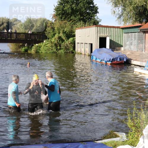 31.08.2025 - Elbe Triathlon Hamburg Luisa Fischer http://msf.ph/oto/8677436 31.08.2025 09:16:55 Schwimmen 569, 773 meine-sportfotos.de
