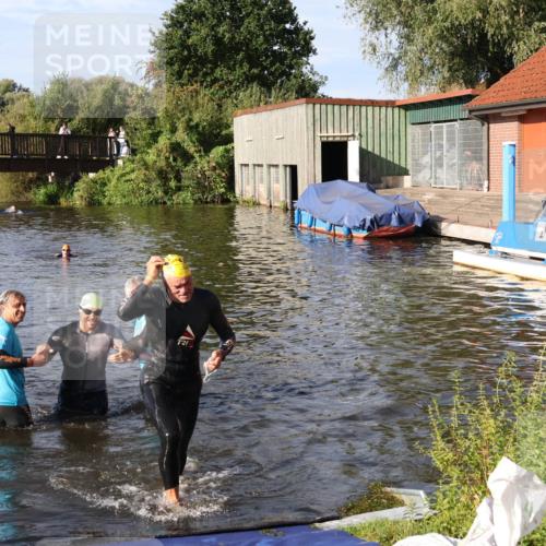 31.08.2025 - Elbe Triathlon Hamburg Luisa Fischer http://msf.ph/oto/8677448 31.08.2025 09:16:57 Schwimmen 569, 773 meine-sportfotos.de