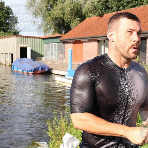 31.08.2025 - Elbe Triathlon Hamburg Luisa Fischer http://msf.ph/oto/8677485 31.08.2025 09:17:04 Schwimmen 569, 773 meine-sportfotos.de