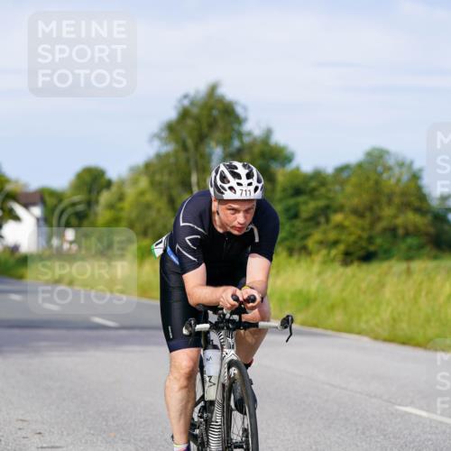 31.08.2025 - Elbe Triathlon Hamburg Michael Burmester http://msf.ph/oto/8677507 31.08.2025 10:29:30 Radfahren 667, 711 meine-sportfotos.de