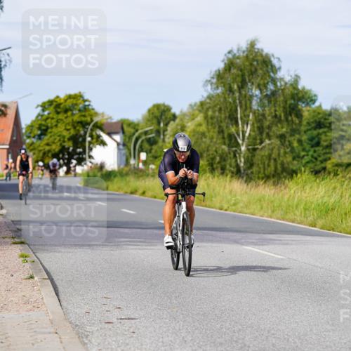 31.08.2025 - Elbe Triathlon Hamburg Michael Burmester http://msf.ph/oto/8677519 31.08.2025 10:29:45 Radfahren 775, 894, 916, 1017 meine-sportfotos.de