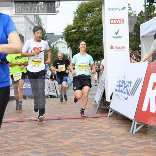 31.08.2025 - 21. Blankeneser Heldenlauf Strokosch-Dieckow http://msf.ph/oto/8677523 31.08.2025 10:27:16 Ziel 2111, 2150, 2236, 2205, 2517, 2204, 2413, 2559 meine-sportfotos.de