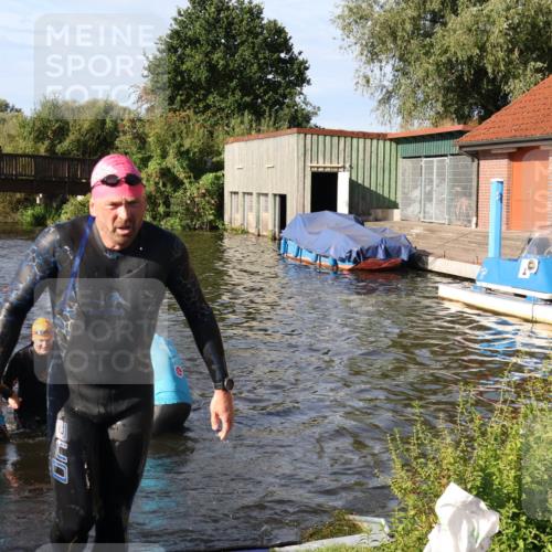 31.08.2025 - Elbe Triathlon Hamburg Luisa Fischer http://msf.ph/oto/8677547 31.08.2025 09:18:05 Schwimmen 577, 617, 654, 657, 666 meine-sportfotos.de
