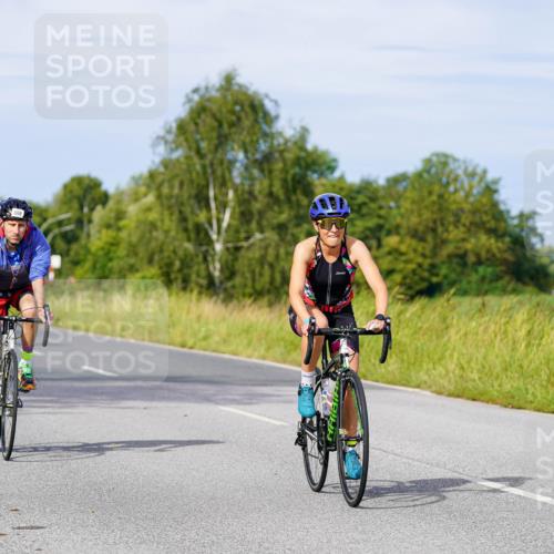 31.08.2025 - Elbe Triathlon Hamburg Michael Burmester http://msf.ph/oto/8677569 31.08.2025 10:29:57 Radfahren 606, 870, 887, 888, 1011, 1155, 1180, 1202 meine-sportfotos.de
