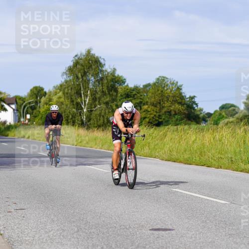 31.08.2025 - Elbe Triathlon Hamburg Michael Burmester http://msf.ph/oto/8677590 31.08.2025 10:30:00 Radfahren 606, 870, 887, 1011, 1155, 1180, 1202 meine-sportfotos.de