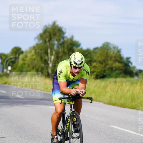 31.08.2025 - Elbe Triathlon Hamburg Michael Burmester http://msf.ph/oto/8677610 31.08.2025 10:30:10 Radfahren 1041, 1206 meine-sportfotos.de