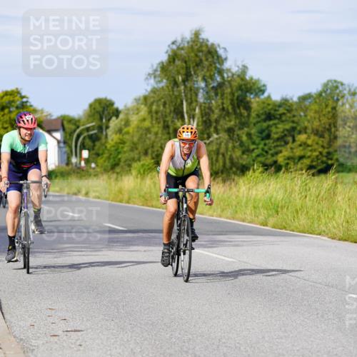 31.08.2025 - Elbe Triathlon Hamburg Michael Burmester http://msf.ph/oto/8677626 31.08.2025 10:30:17 Radfahren 587, 745, 821, 845, 949, 1041, 1445 meine-sportfotos.de