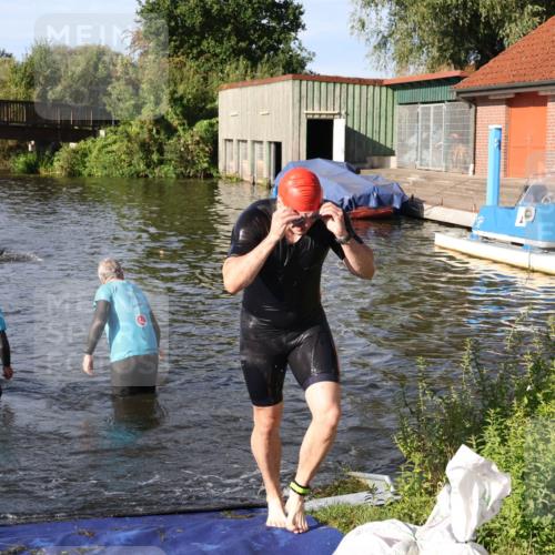 31.08.2025 - Elbe Triathlon Hamburg Luisa Fischer http://msf.ph/oto/8677691 31.08.2025 09:18:50 Schwimmen 613 meine-sportfotos.de