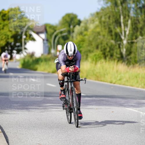31.08.2025 - Elbe Triathlon Hamburg Michael Burmester http://msf.ph/oto/8677693 31.08.2025 10:30:39 Radfahren 774, 800, 1121 meine-sportfotos.de