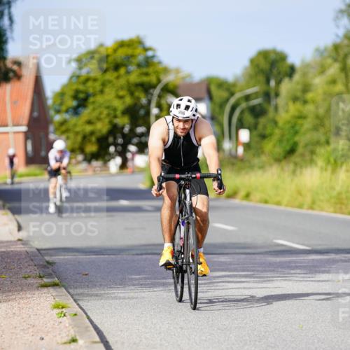 31.08.2025 - Elbe Triathlon Hamburg Michael Burmester http://msf.ph/oto/8677735 31.08.2025 10:30:53 Radfahren 593, 864, 956, 1164 meine-sportfotos.de