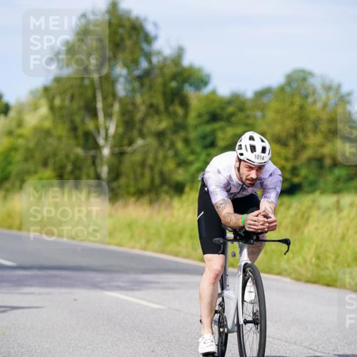 31.08.2025 - Elbe Triathlon Hamburg Michael Burmester http://msf.ph/oto/8677864 31.08.2025 10:31:49 Radfahren 868, 886, 906, 1014, 1224 meine-sportfotos.de