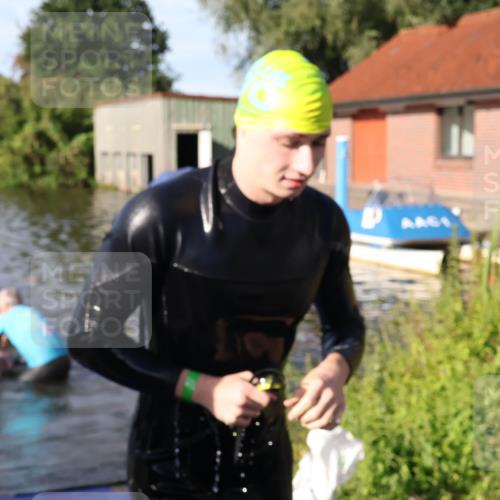 31.08.2025 - Elbe Triathlon Hamburg Luisa Fischer http://msf.ph/oto/8677896 31.08.2025 09:20:51 Schwimmen 404, 607, 664, 712 meine-sportfotos.de