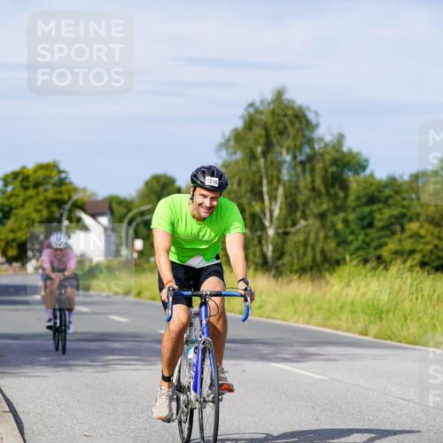 31.08.2025 - Elbe Triathlon Hamburg Michael Burmester http://msf.ph/oto/8677909 31.08.2025 10:32:04 Radfahren 679, 787, 912, 1144, 1216 meine-sportfotos.de