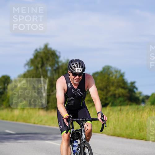 31.08.2025 - Elbe Triathlon Hamburg Michael Burmester http://msf.ph/oto/8677942 31.08.2025 10:32:09 Radfahren 679, 787, 938, 1032, 1144 meine-sportfotos.de