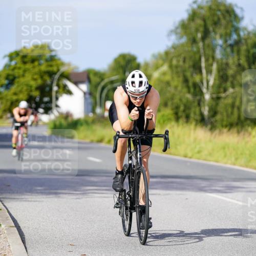 31.08.2025 - Elbe Triathlon Hamburg Michael Burmester http://msf.ph/oto/8677947 31.08.2025 10:32:12 Radfahren 679, 938, 1032, 1127 meine-sportfotos.de