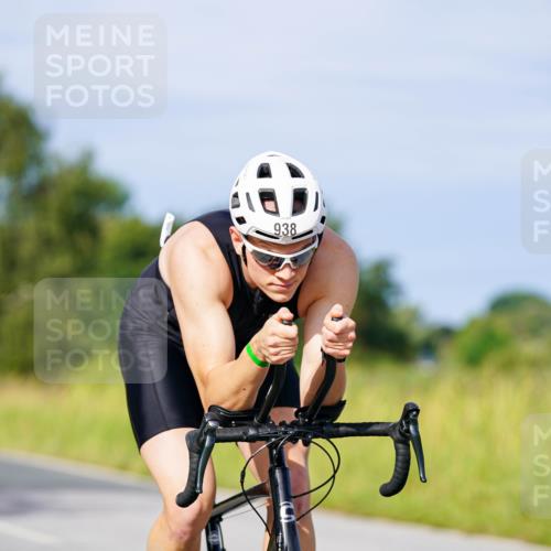 31.08.2025 - Elbe Triathlon Hamburg Michael Burmester http://msf.ph/oto/8677952 31.08.2025 10:32:13 Radfahren 938, 1032, 1127 meine-sportfotos.de