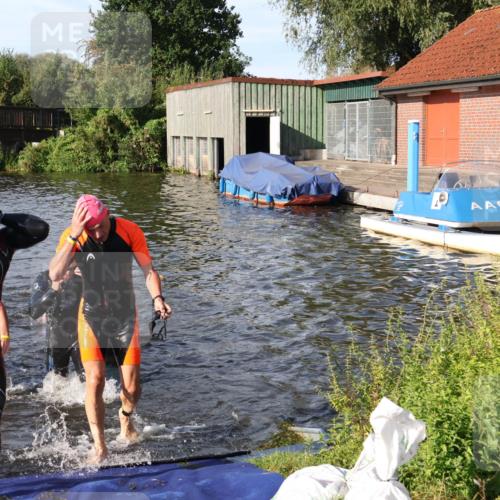 31.08.2025 - Elbe Triathlon Hamburg Luisa Fischer http://msf.ph/oto/8677957 31.08.2025 09:21:16 Schwimmen 682, 693, 717, 726, 742, 759 meine-sportfotos.de