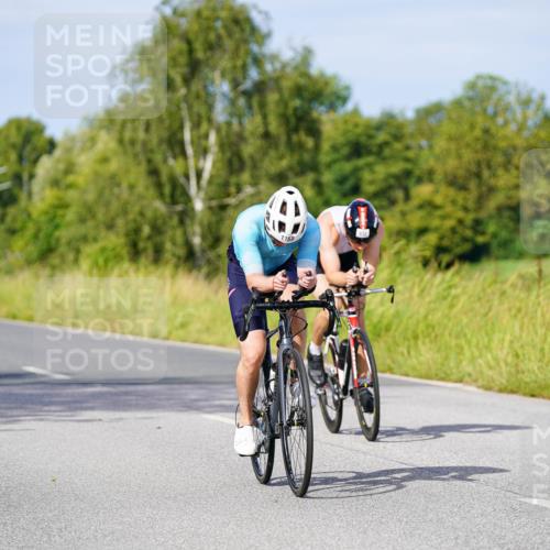 31.08.2025 - Elbe Triathlon Hamburg Michael Burmester http://msf.ph/oto/8678042 31.08.2025 10:32:36 Radfahren 786, 896, 932, 1168, 1174, 1185, 1226, 1240 meine-sportfotos.de