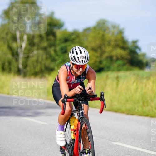 31.08.2025 - Elbe Triathlon Hamburg Michael Burmester http://msf.ph/oto/8678083 31.08.2025 10:32:44 Radfahren 786, 1174, 1195 meine-sportfotos.de