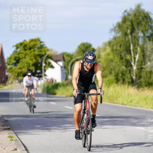 31.08.2025 - Elbe Triathlon Hamburg Michael Burmester http://msf.ph/oto/8678090 31.08.2025 10:32:50 Radfahren 804, 1195 meine-sportfotos.de