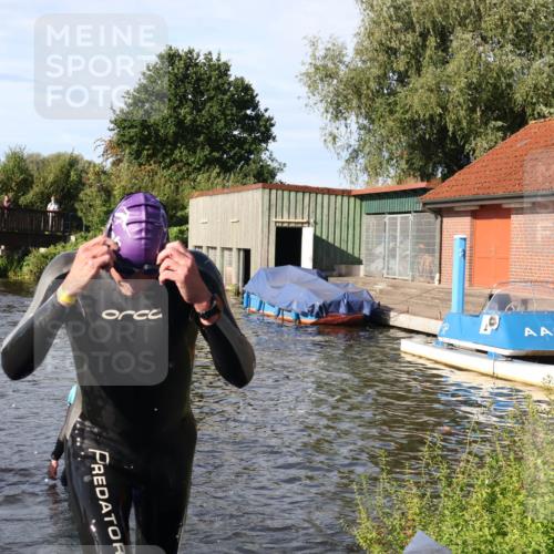 31.08.2025 - Elbe Triathlon Hamburg Luisa Fischer http://msf.ph/oto/8678202 31.08.2025 09:23:12 Schwimmen 739, 744, 768 meine-sportfotos.de