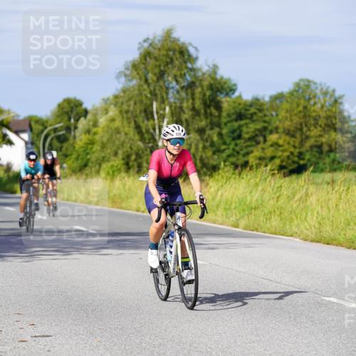 31.08.2025 - Elbe Triathlon Hamburg Michael Burmester http://msf.ph/oto/8678226 31.08.2025 10:33:28 Radfahren 826, 838, 850, 859, 908, 944, 1211, 1235, 1241 meine-sportfotos.de