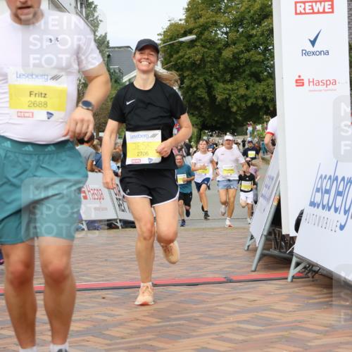 31.08.2025 - 21. Blankeneser Heldenlauf Strokosch-Dieckow http://msf.ph/oto/8678230 31.08.2025 10:26:36 Ziel 2706, 2254, 2497, 2648, 2688, 2007, 2487, 2296 meine-sportfotos.de