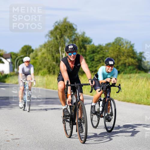 31.08.2025 - Elbe Triathlon Hamburg Michael Burmester http://msf.ph/oto/8678238 31.08.2025 10:33:29 Radfahren 826, 838, 850, 859, 908, 1211, 1235, 1241 meine-sportfotos.de