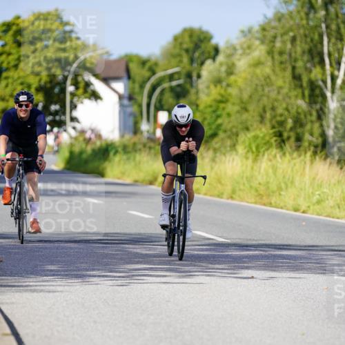 31.08.2025 - Elbe Triathlon Hamburg Michael Burmester http://msf.ph/oto/8678485 31.08.2025 10:35:32 Radfahren 777, 986, 1081, 1100 meine-sportfotos.de