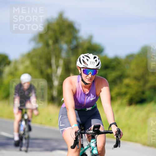 31.08.2025 - Elbe Triathlon Hamburg Michael Burmester http://msf.ph/oto/8678521 31.08.2025 10:35:38 Radfahren 777, 803, 903, 986, 1023, 1101, 1156, 1228 meine-sportfotos.de