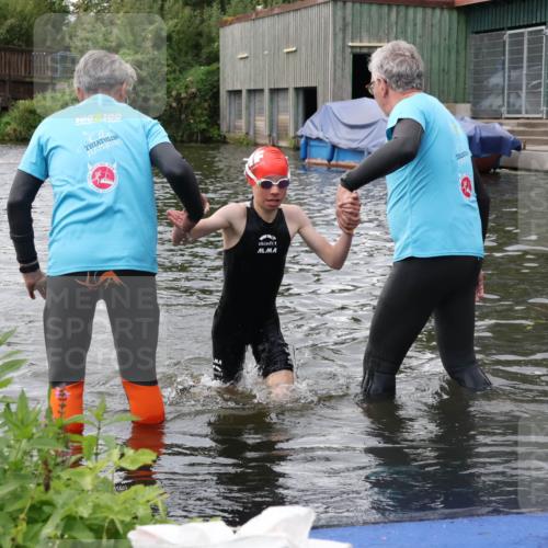 31.08.2025 - Elbe Triathlon Hamburg Luisa Fischer http://msf.ph/oto/8678566 31.08.2025 12:22:30 Schwimmen 1656 meine-sportfotos.de