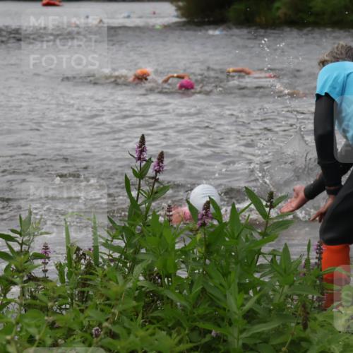 31.08.2025 - Elbe Triathlon Hamburg Luisa Fischer http://msf.ph/oto/8678582 31.08.2025 12:22:46 Schwimmen 1644 meine-sportfotos.de