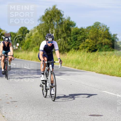 31.08.2025 - Elbe Triathlon Hamburg Michael Burmester http://msf.ph/oto/8678604 31.08.2025 10:35:52 Radfahren 921, 923, 930, 1005, 1064, 1125, 1186, 1237 meine-sportfotos.de