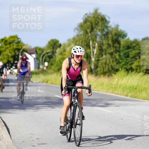 31.08.2025 - Elbe Triathlon Hamburg Michael Burmester http://msf.ph/oto/8678656 31.08.2025 10:35:59 Radfahren 760, 911, 923, 1125, 1199, 1229, 1242 meine-sportfotos.de