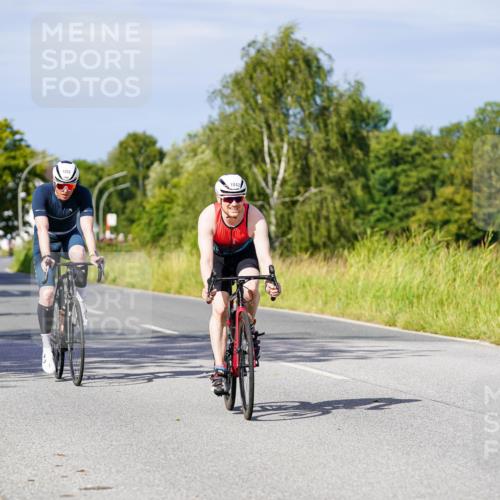 31.08.2025 - Elbe Triathlon Hamburg Michael Burmester http://msf.ph/oto/8678835 31.08.2025 10:36:39 Radfahren 920, 1024, 1042, 1113, 1137, 1159, 1222 meine-sportfotos.de