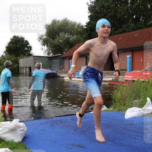 31.08.2025 - Elbe Triathlon Hamburg Luisa Fischer http://msf.ph/oto/8678851 31.08.2025 12:28:53 Schwimmen 1636 meine-sportfotos.de