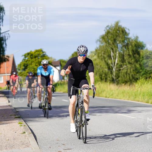 31.08.2025 - Elbe Triathlon Hamburg Michael Burmester http://msf.ph/oto/8678853 31.08.2025 10:36:41 Radfahren 920, 1024, 1042, 1113, 1137, 1222 meine-sportfotos.de