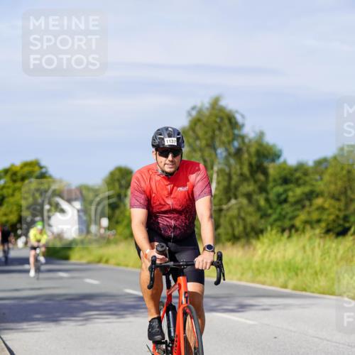 31.08.2025 - Elbe Triathlon Hamburg Michael Burmester http://msf.ph/oto/8678899 31.08.2025 10:36:45 Radfahren 920, 963, 983, 998, 1067, 1113, 1124, 1135, 1137 meine-sportfotos.de