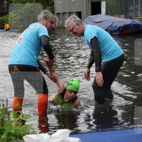 31.08.2025 - Elbe Triathlon Hamburg Luisa Fischer http://msf.ph/oto/8678905 31.08.2025 12:33:31 Schwimmen 1679 meine-sportfotos.de