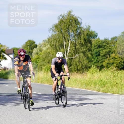 31.08.2025 - Elbe Triathlon Hamburg Michael Burmester http://msf.ph/oto/8678940 31.08.2025 10:36:53 Radfahren 892, 953, 963, 983, 998, 1056, 1067, 1178 meine-sportfotos.de