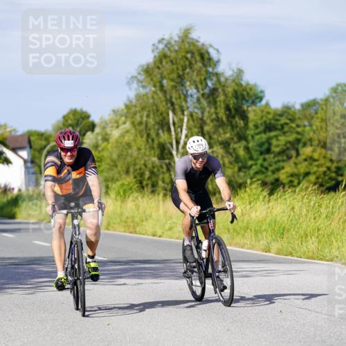 31.08.2025 - Elbe Triathlon Hamburg Michael Burmester http://msf.ph/oto/8678945 31.08.2025 10:36:53 Radfahren 892, 953, 963, 983, 998, 1056, 1067, 1178 meine-sportfotos.de