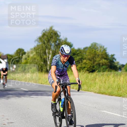 31.08.2025 - Elbe Triathlon Hamburg Michael Burmester http://msf.ph/oto/8678969 31.08.2025 10:36:59 Radfahren 796, 810, 814, 816, 892, 939, 953, 1085, 1194, 1207 meine-sportfotos.de