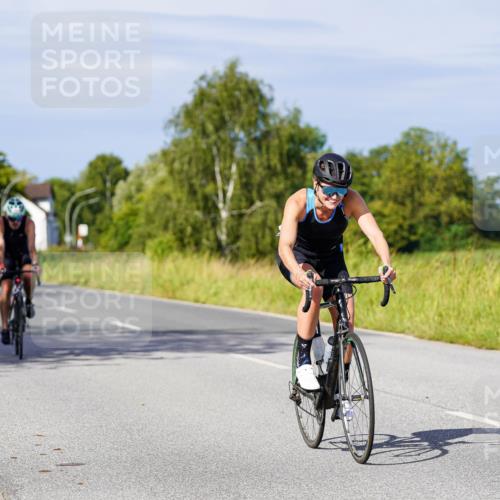 31.08.2025 - Elbe Triathlon Hamburg Michael Burmester http://msf.ph/oto/8679048 31.08.2025 10:37:13 Radfahren 808, 822, 880, 931, 984, 989, 1052, 1063, 1086, 1192, 1304 meine-sportfotos.de