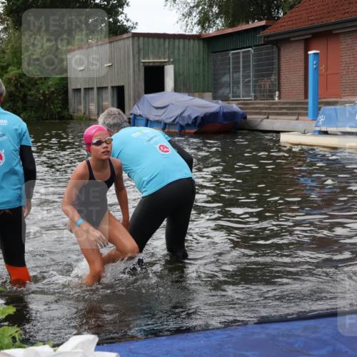 31.08.2025 - Elbe Triathlon Hamburg Luisa Fischer http://msf.ph/oto/8679072 31.08.2025 12:34:51 Schwimmen 1669, 1684, 1686, 1687, 1695, 1696 meine-sportfotos.de