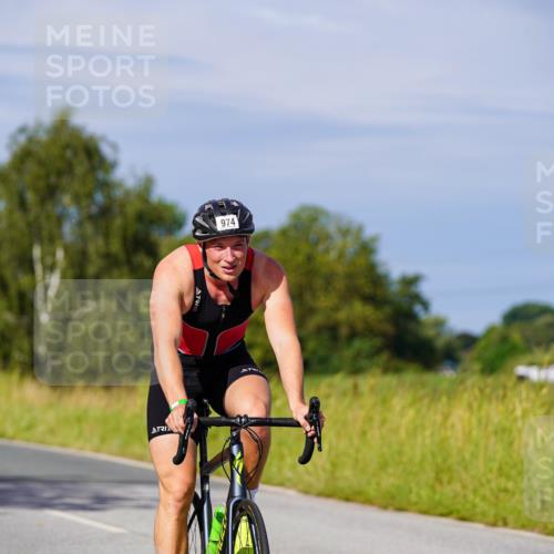 31.08.2025 - Elbe Triathlon Hamburg Michael Burmester http://msf.ph/oto/8679104 31.08.2025 10:37:30 Radfahren 974 meine-sportfotos.de