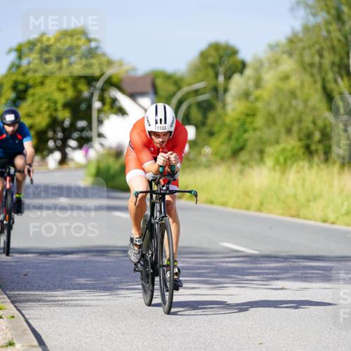31.08.2025 - Elbe Triathlon Hamburg Michael Burmester http://msf.ph/oto/8679137 31.08.2025 10:37:45 Radfahren 902, 978, 1133 meine-sportfotos.de