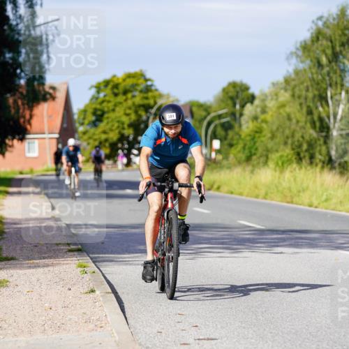 31.08.2025 - Elbe Triathlon Hamburg Michael Burmester http://msf.ph/oto/8679150 31.08.2025 10:37:47 Radfahren 749, 978, 1049, 1133 meine-sportfotos.de